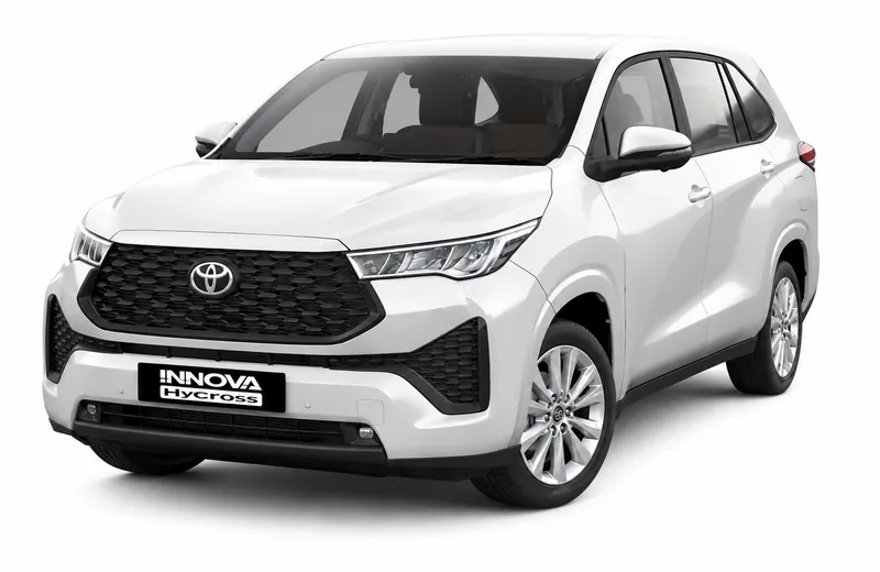 Innova Hycross cab